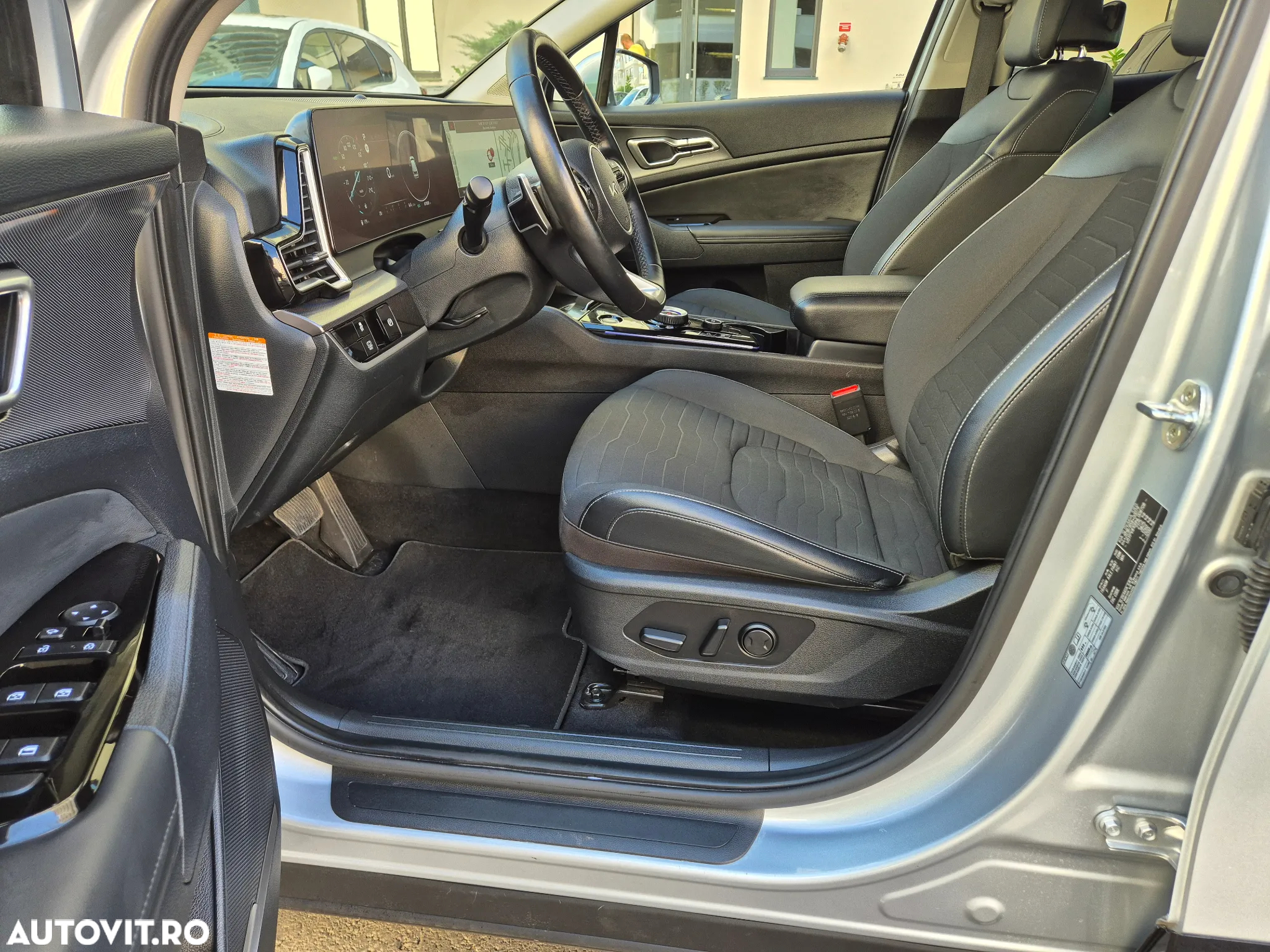 Kia Sportage 1.6 T-GDI HEV 6AT 4x2 Style - 14