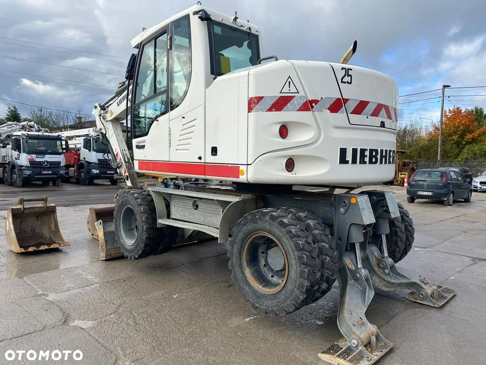 Liebherr A912 Compact / 2 Łyżki + Widły / - 7