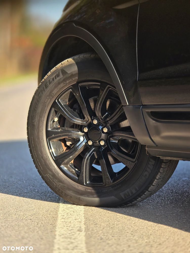 Land Rover Range Rover Evoque - 36