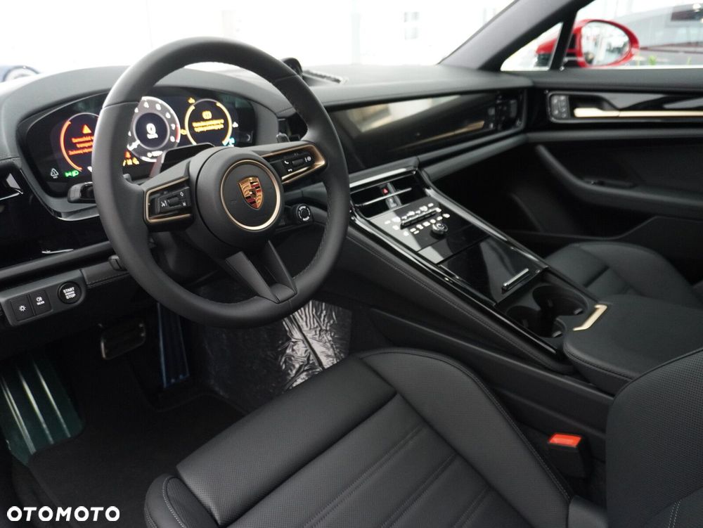 Porsche Panamera 4 - 28