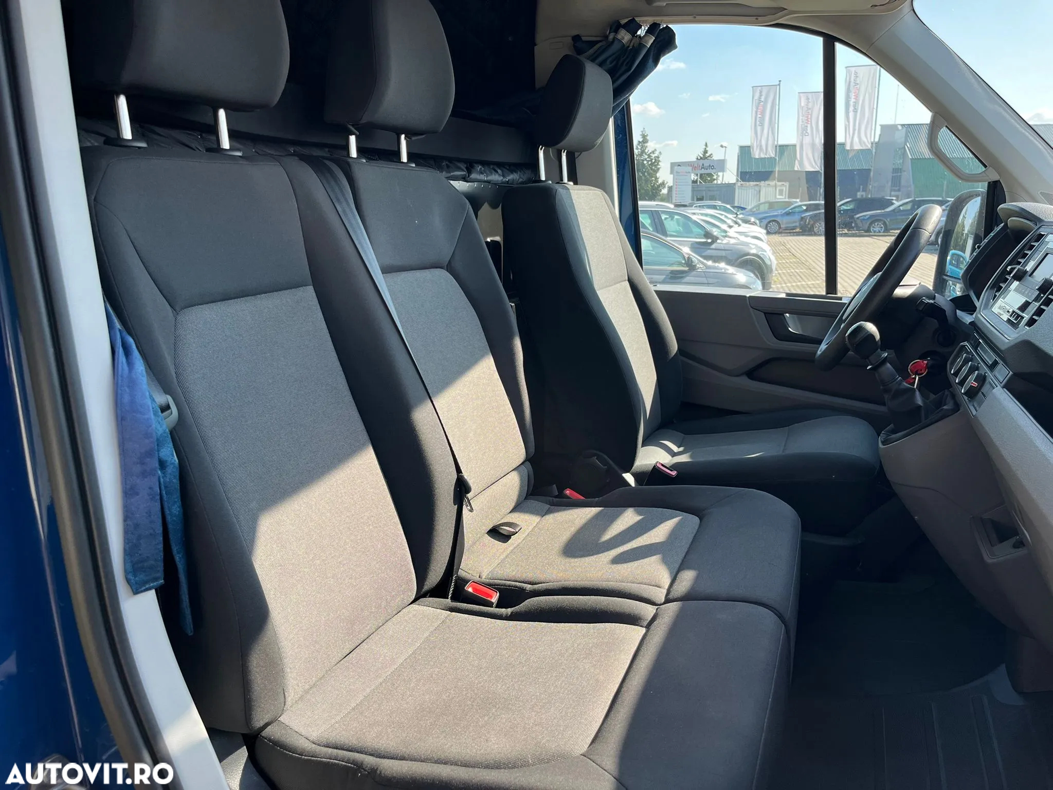 Volkswagen Crafter - 12