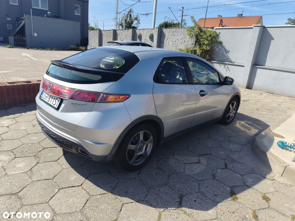 Honda Civic - 4