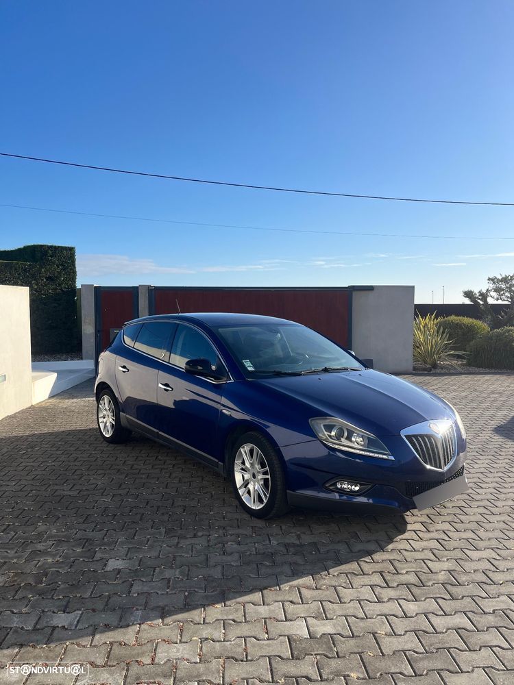 Lancia Delta 1.6 M-Jet Argento - 1