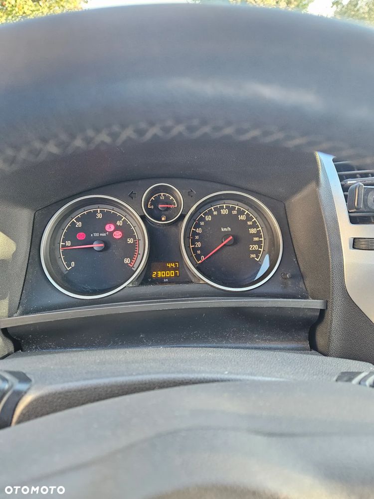 Opel Zafira 1.7 CDTI - 14