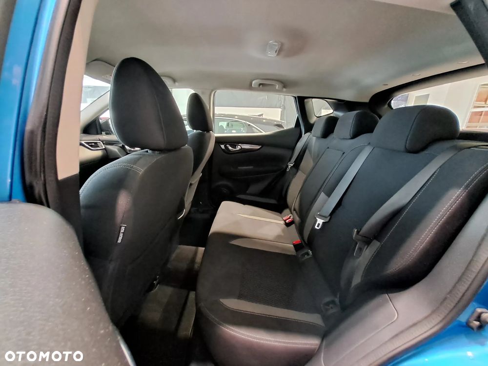 Nissan Qashqai 1.3 DIG-T N-Connecta EU6d - 16