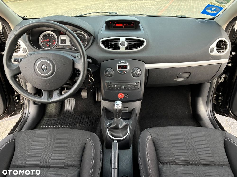 Renault Clio 1.2 TCE Authentique - 12