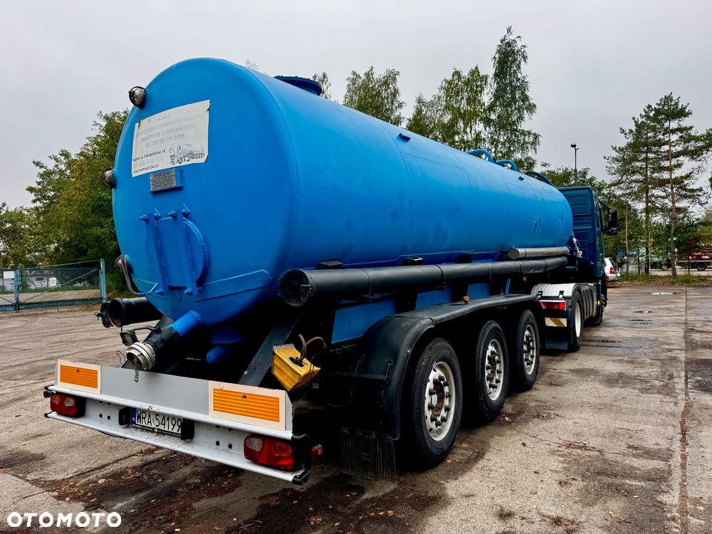 Schmitz Cargobull SKO 24 - 2