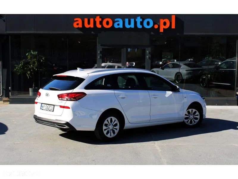 Hyundai i30 1.5 T-GDI 48V Modern - 6