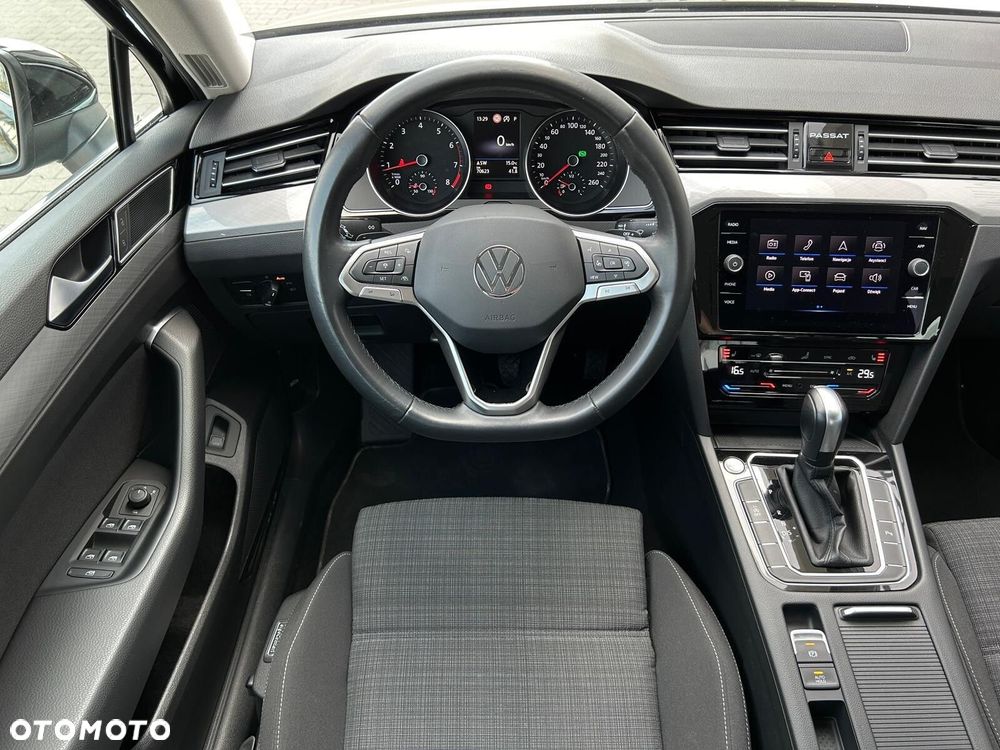 Volkswagen Passat 2.0 TSI Business DSG - 7