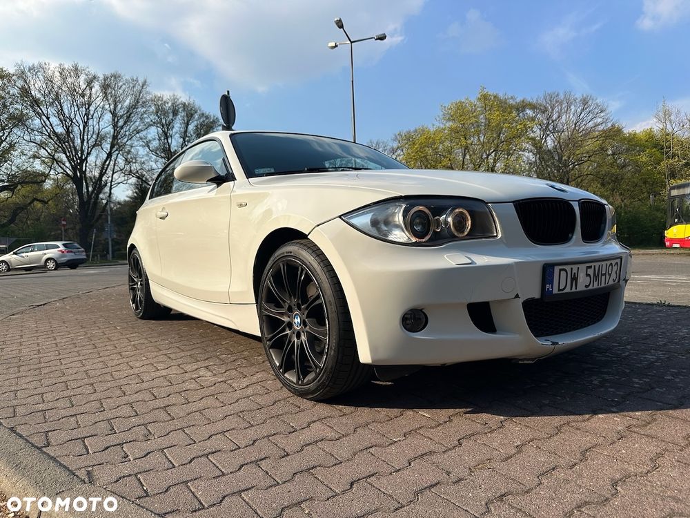 BMW Seria 1 118d DPF - 4