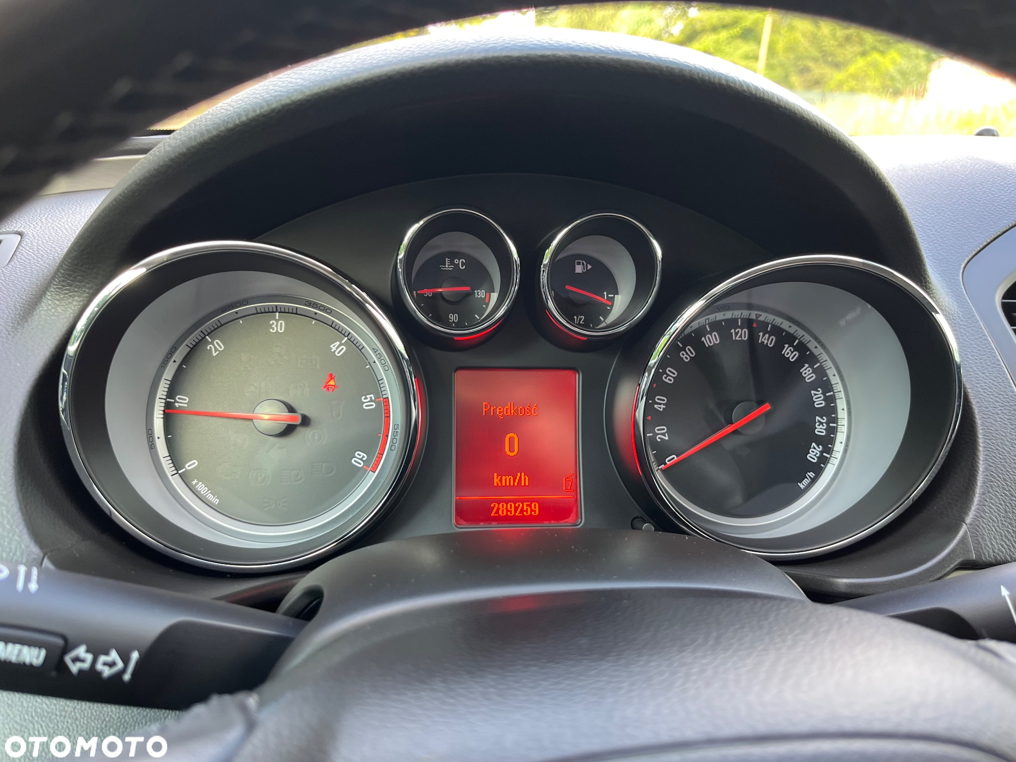 Opel Insignia 2.0 CDTI - 10