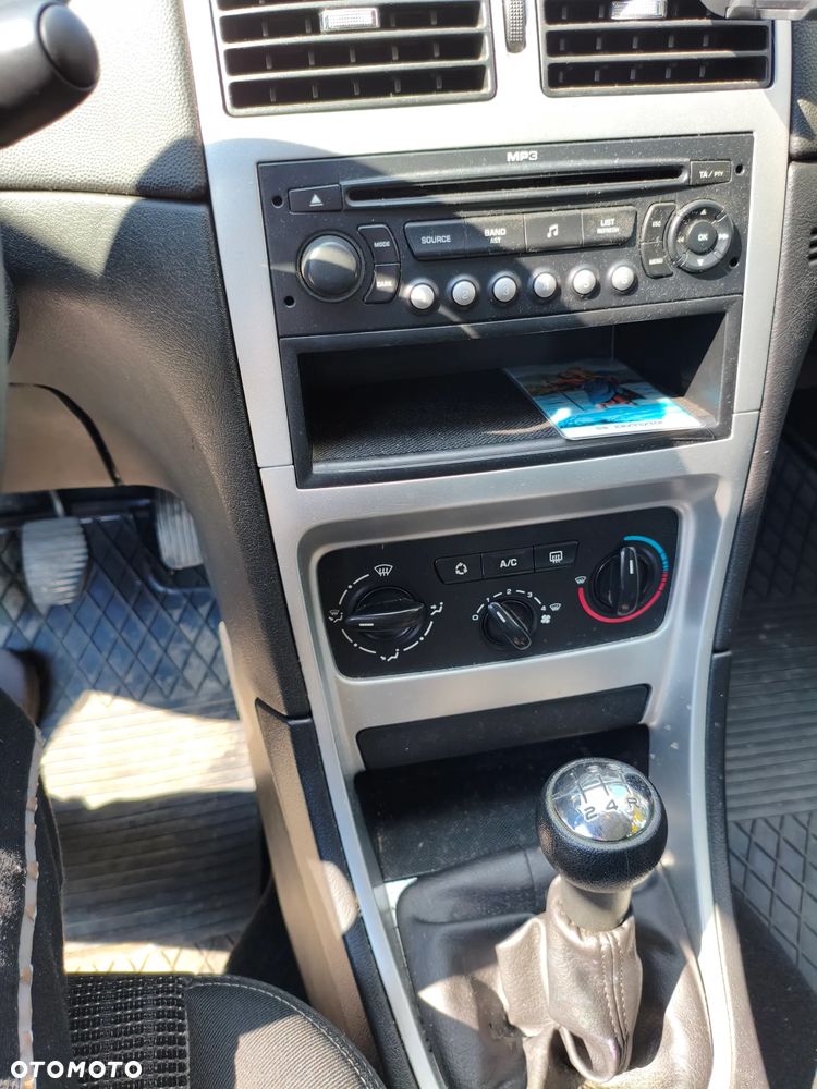 Peugeot 307 1.6 - 20