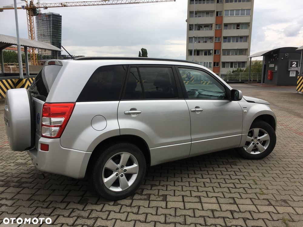 Suzuki Grand Vitara 1.9 DDiS De luxe - 9