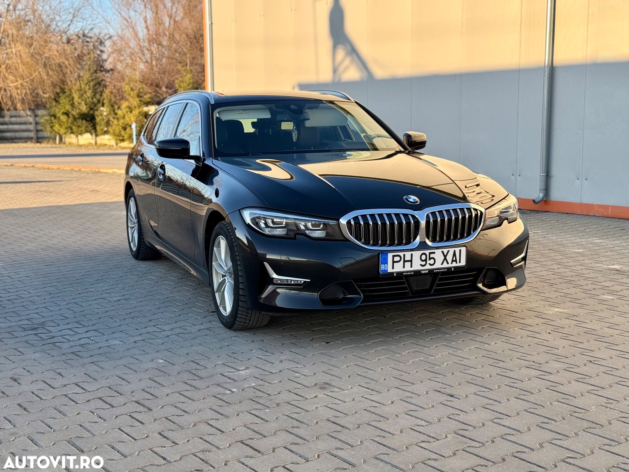 BMW Seria 3 320d xDrive AT MHEV - 1
