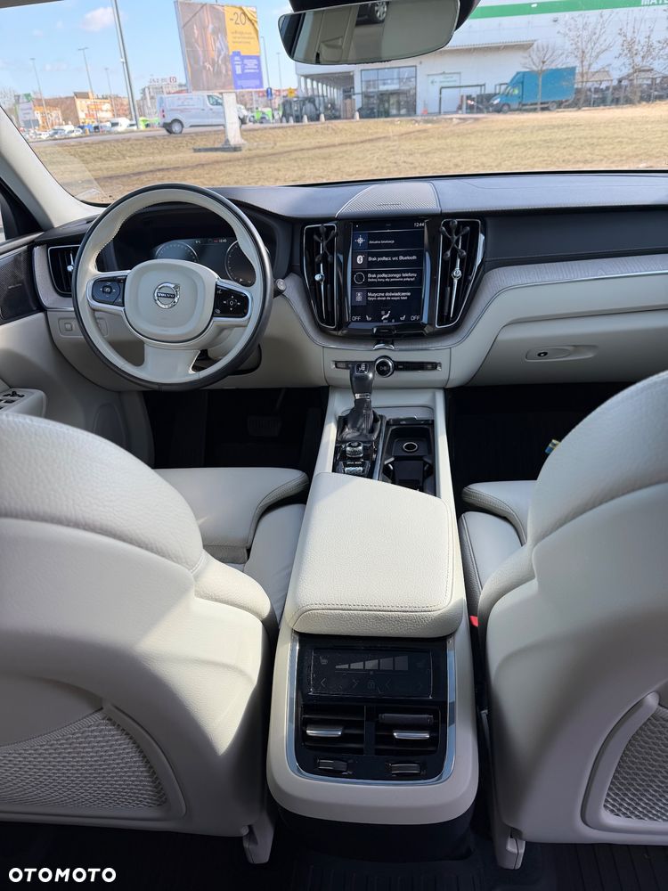 Volvo XC 60 T5 AWD Inscription - 9