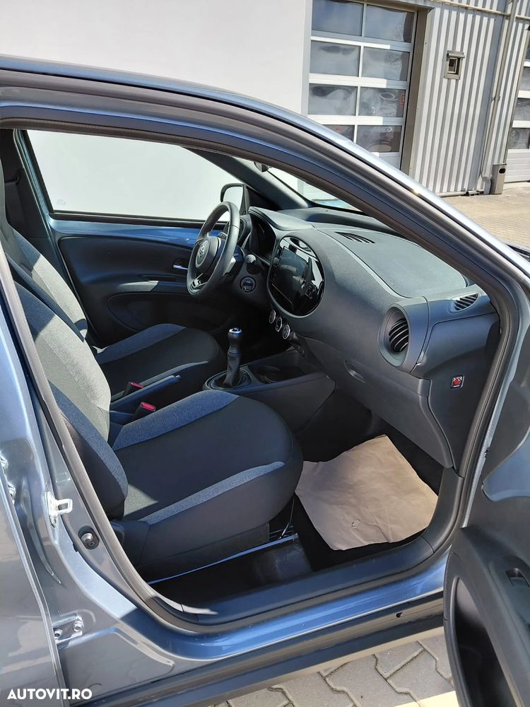 Toyota Aygo 1.0 VVY-I 5 usi X-play - 10