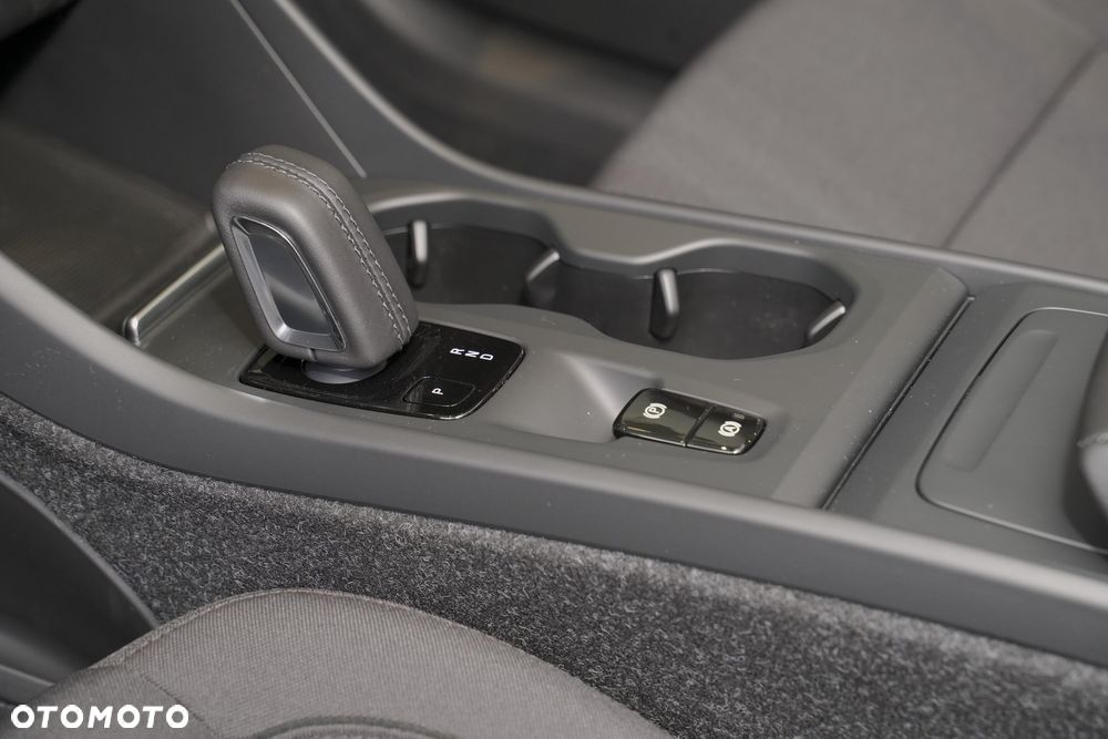 Volvo XC 40 B3 Core - 22