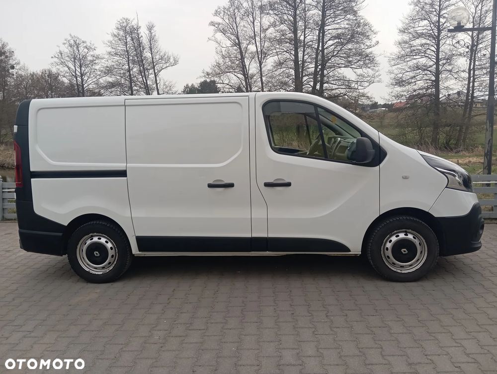 Renault Trafic - 2