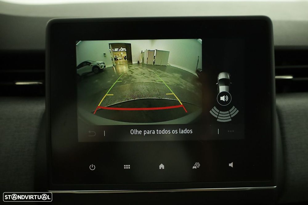 Renault Clio 1.0 TCe Evolution Bi-Fuel - 11