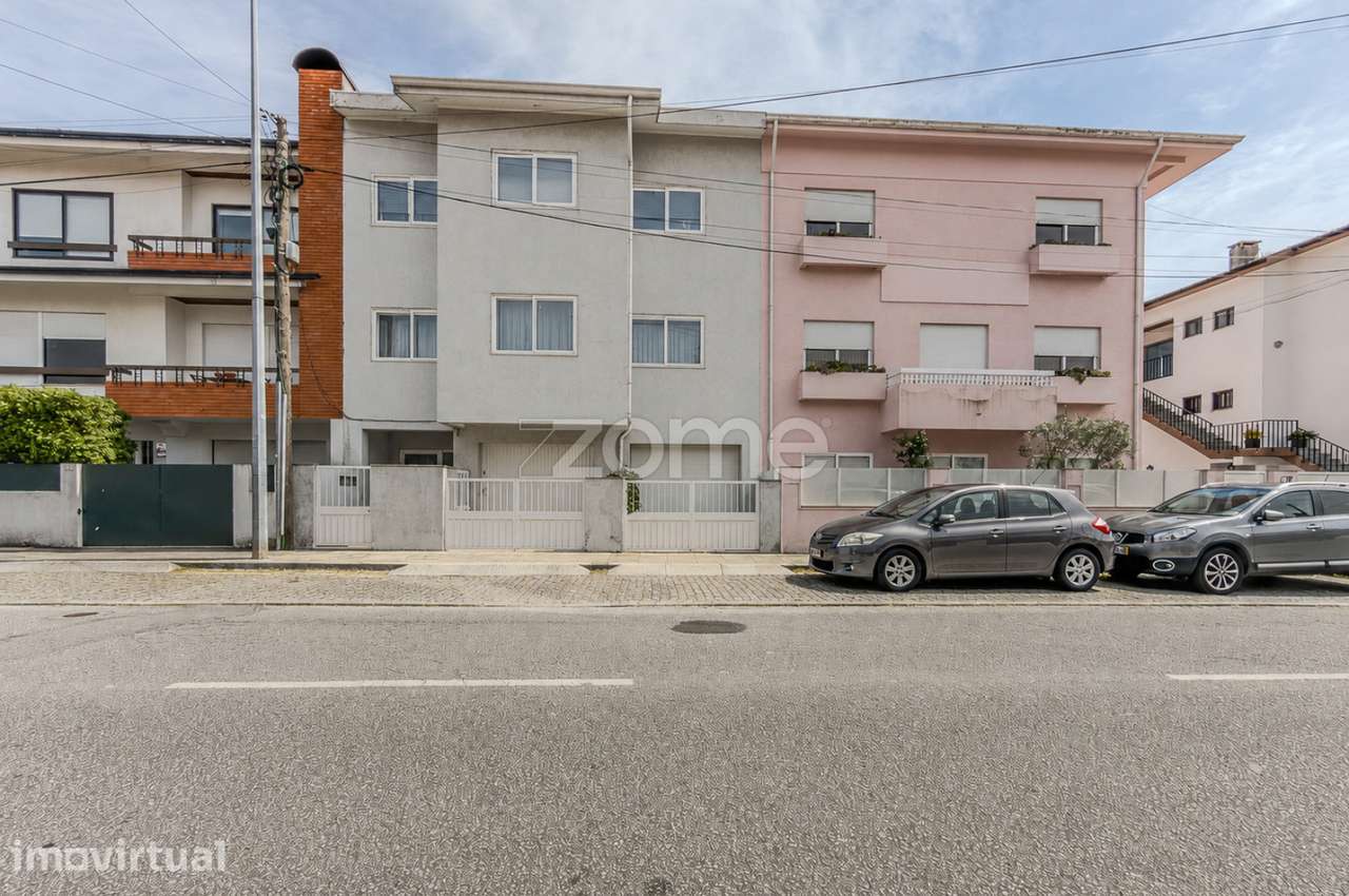 T3 em Matosinhos | Terraço | Garagem Fechada | 2 Pisos - Grande imagem: 2/25