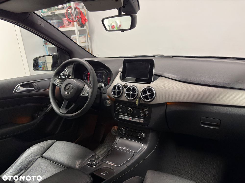Mercedes-Benz Klasa B 200 d 7G-DCT Edition - 15