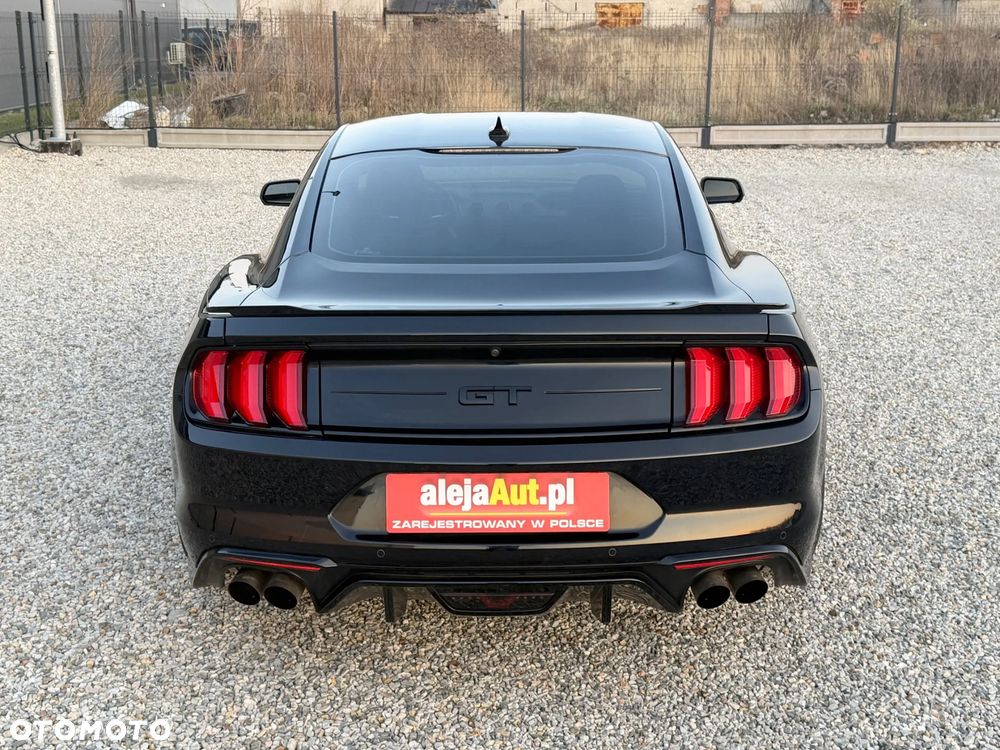 Ford Mustang - 13
