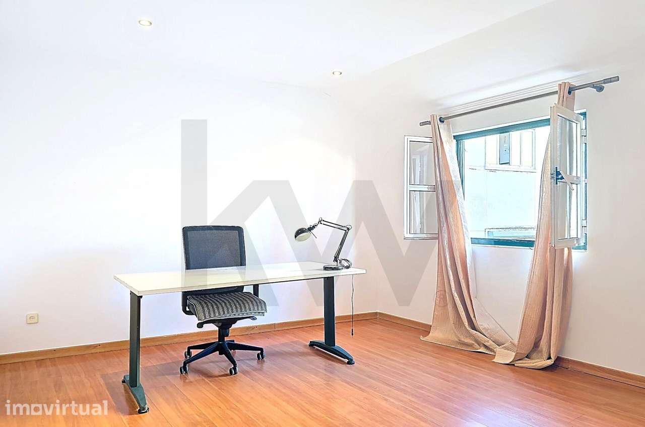 Apartamento T3 com Vista desafogada na zona dos Santos Mártires da Pát - Grande imagem: 2/24