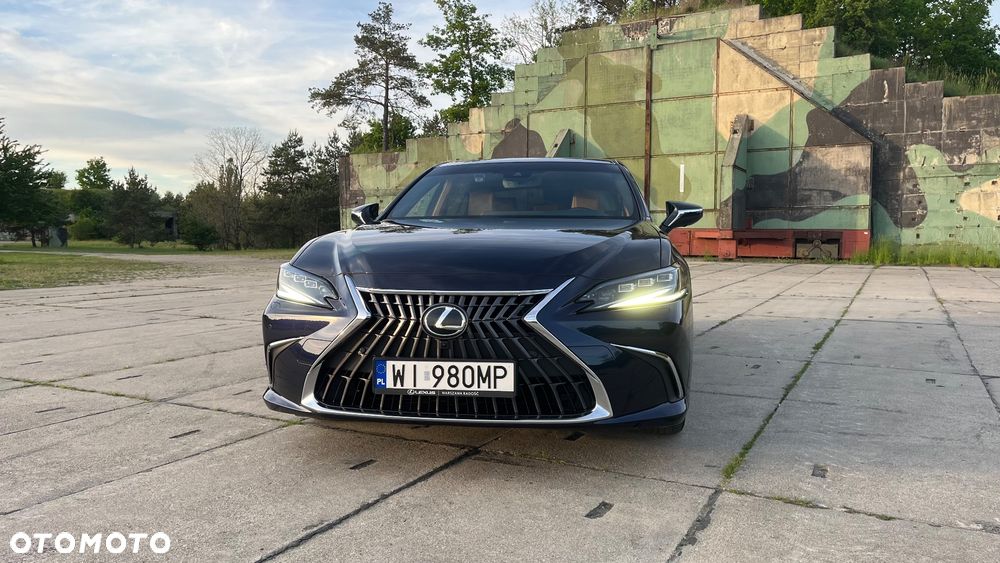 Lexus ES 300h Prestige - 1