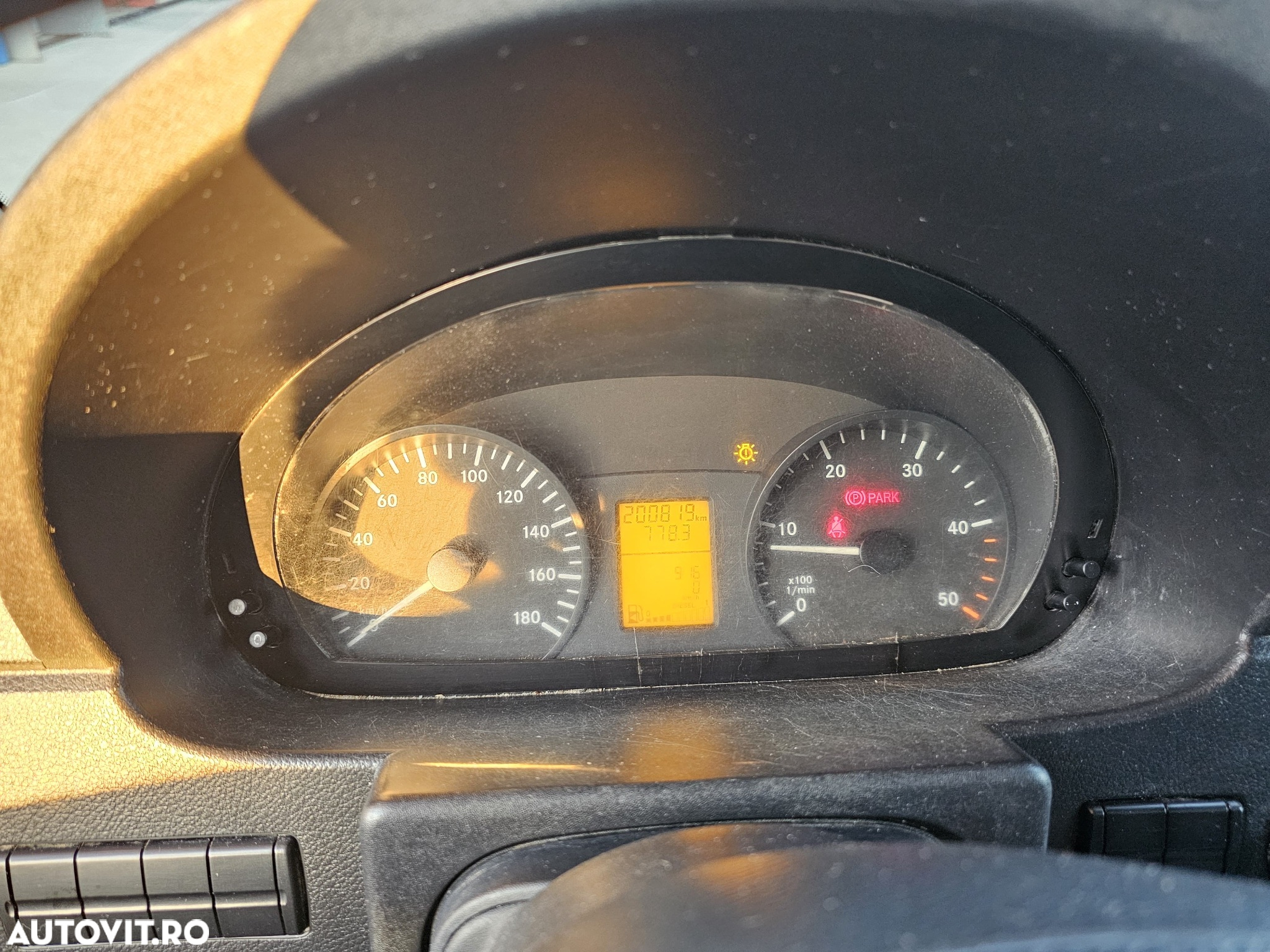 Mercedes-Benz Sprinter 513 CDI - BASCULABIL - axa dubla - 3.5T - 9