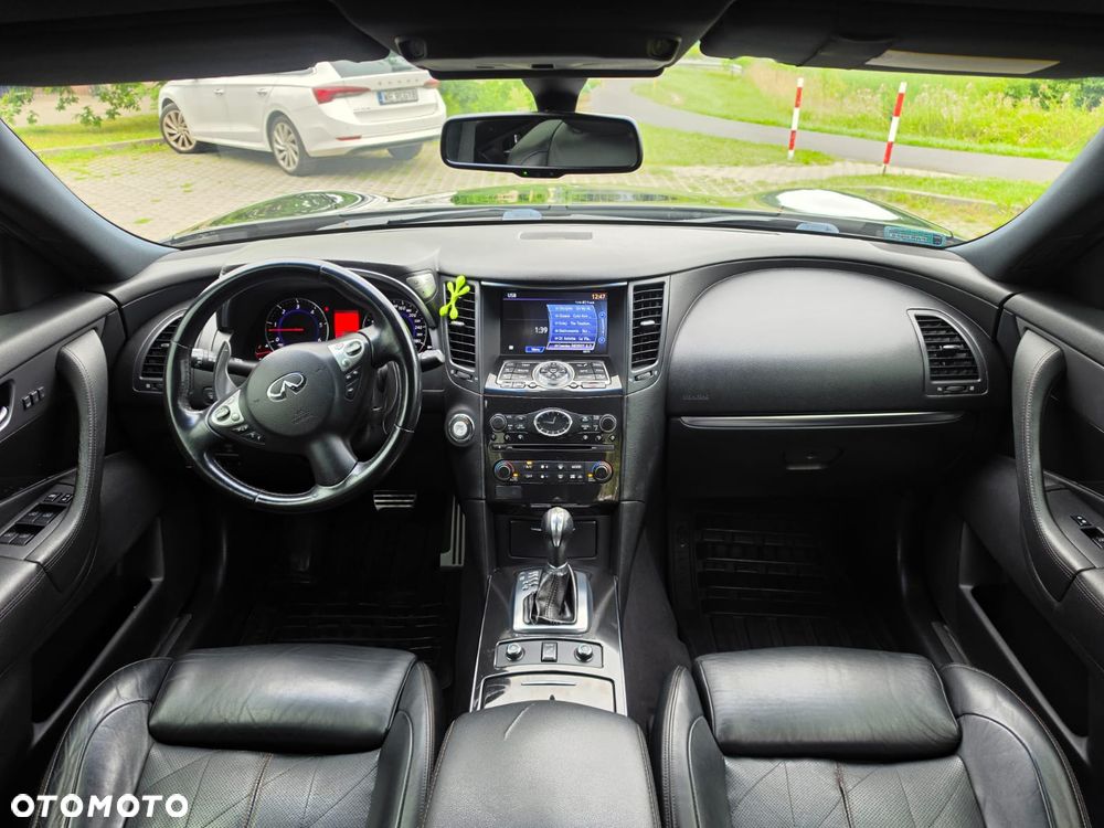 Infiniti FX FX30d S Premium - 24