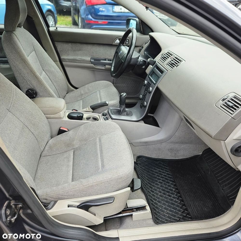 Volvo S40 1.6D DPF Kinetic - 19