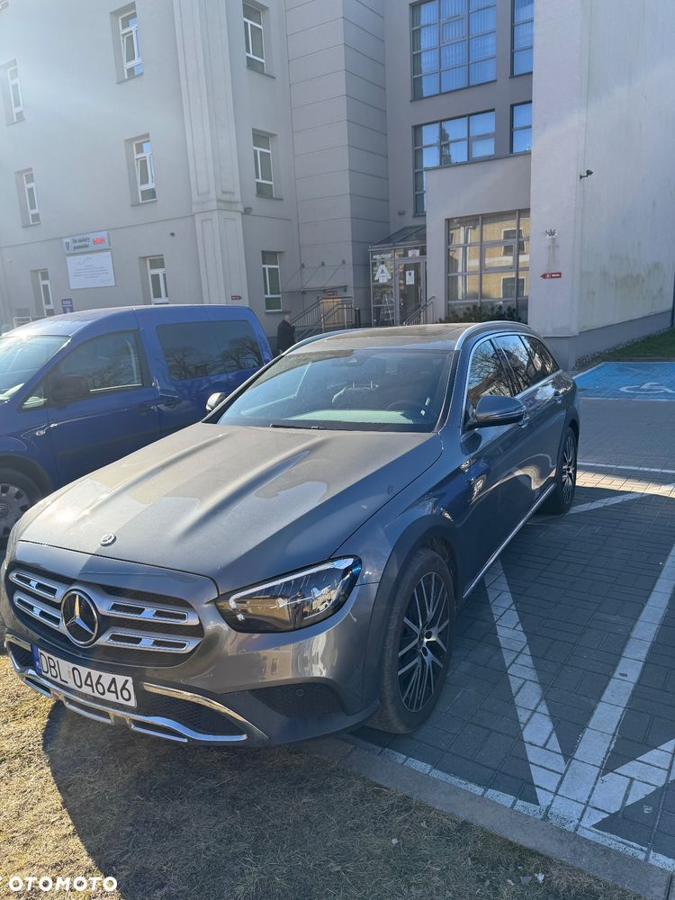 Mercedes-Benz Klasa E 200 4Matic T All-Terrain 9G-TRONIC Avantgarde - 2