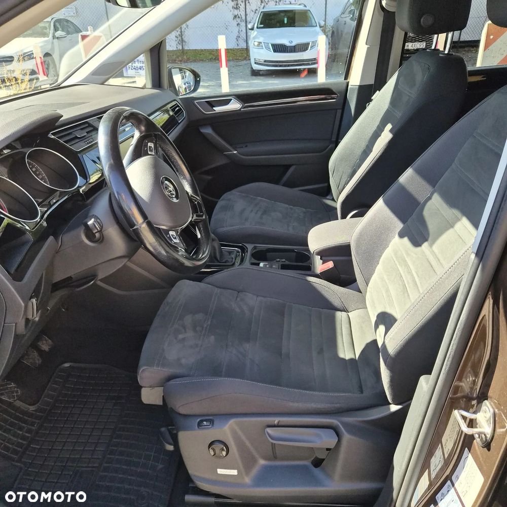 Volkswagen Touran 2.0 TDI BMT Highline - 9
