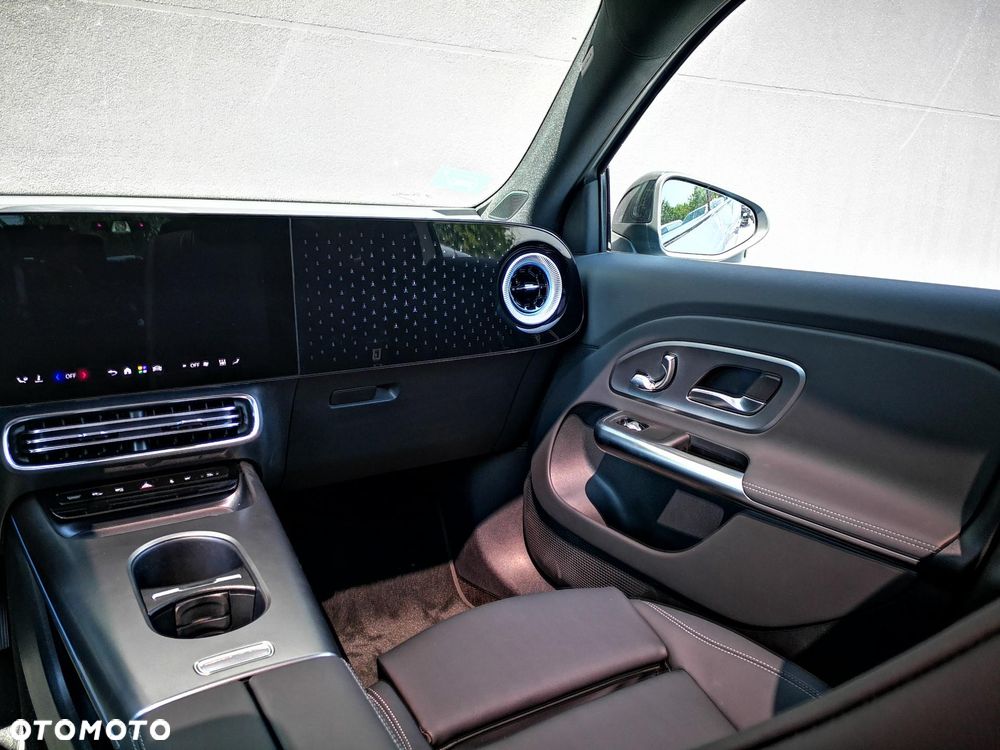 Mercedes-Benz GLB 250+ EQ 85kWh - 15