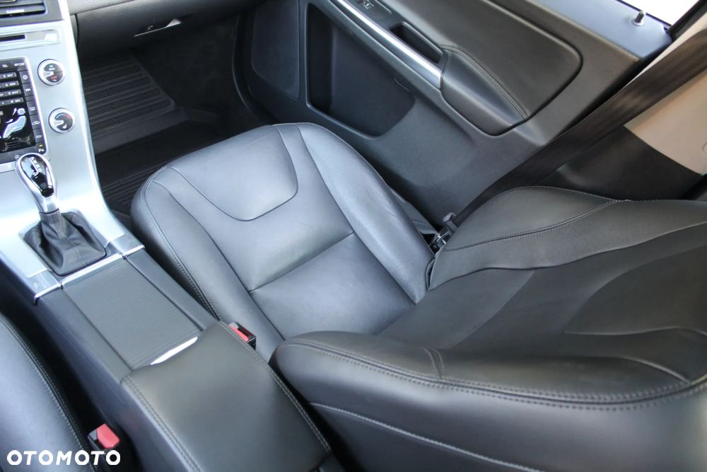 Volvo XC 60 D4 Drive-E Summum - 36