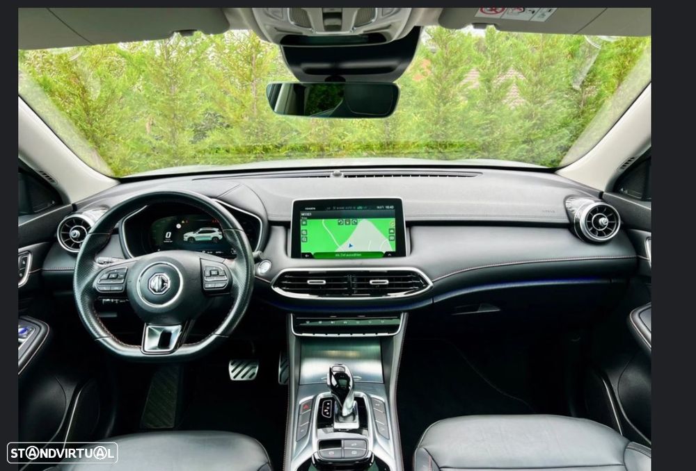 MG EHS 1.5 T-GDI Plug-in Hybrid Luxury - 2
