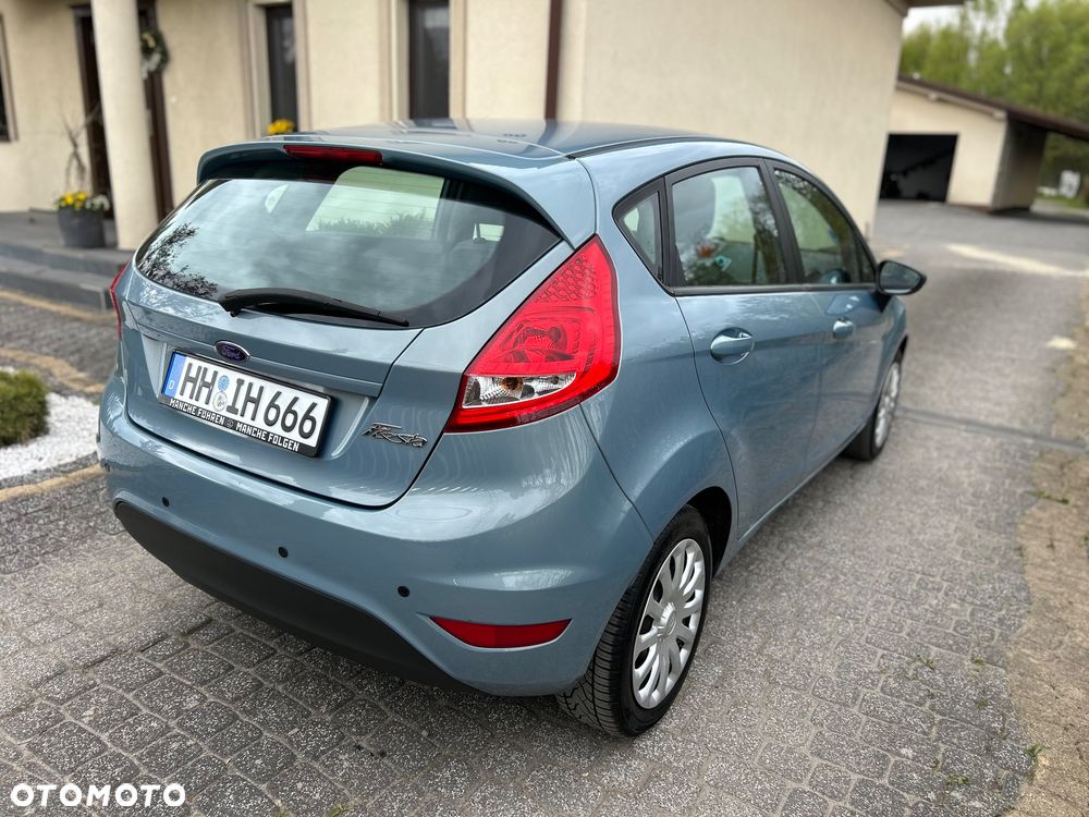 Ford Fiesta 1.25 Trend - 10
