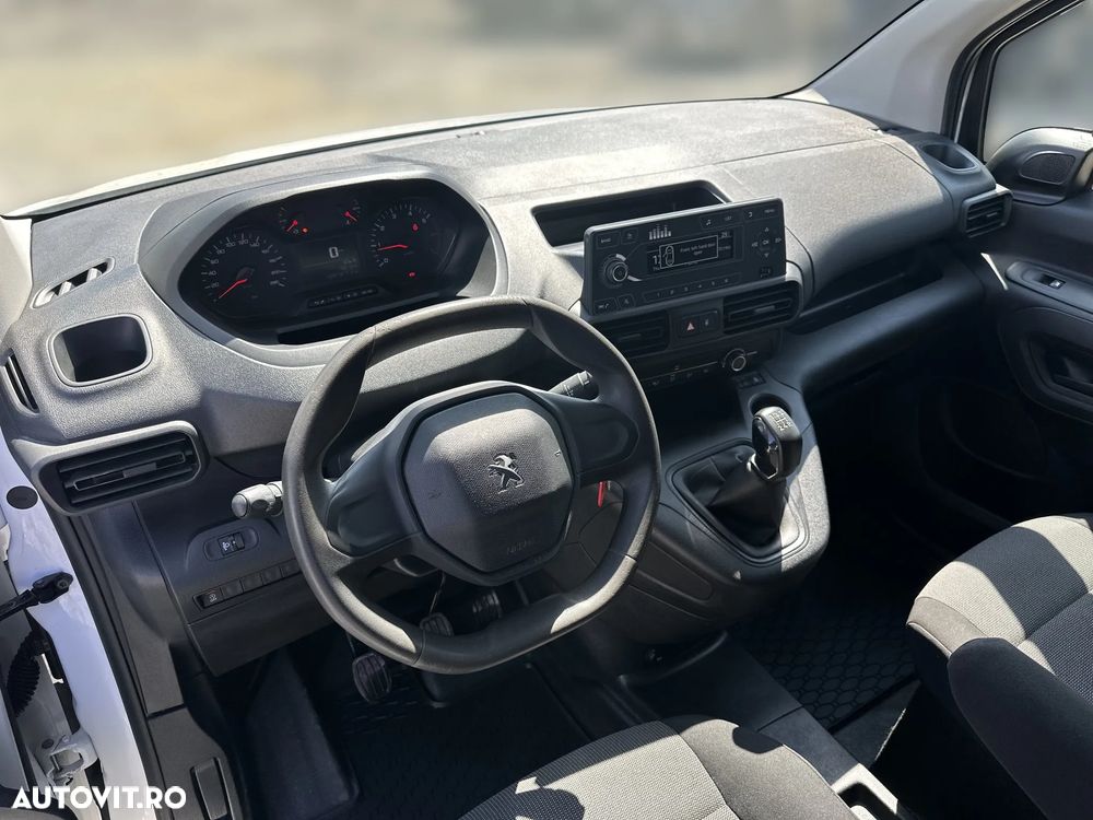 Peugeot Partner Standard - 9