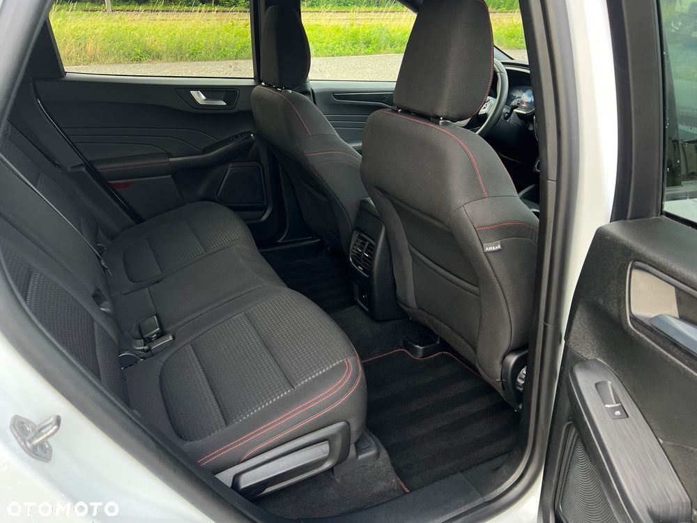 Ford Kuga 2.5 Duratec FHEV ST-LINE X - 24