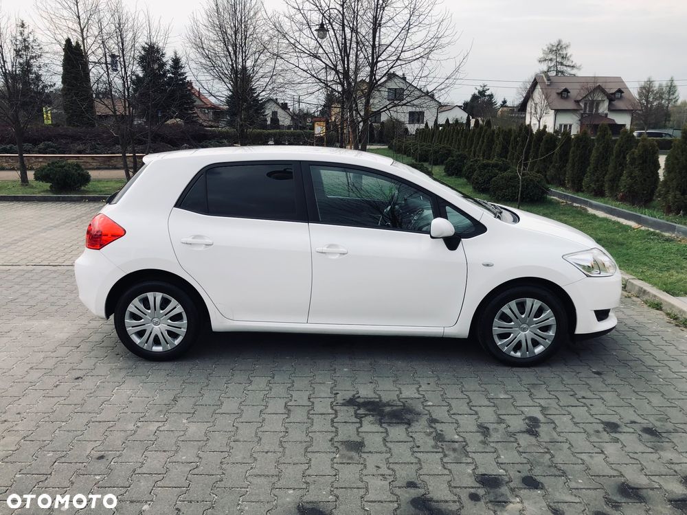 Toyota Auris 1.6 VVT-i Terra - 5