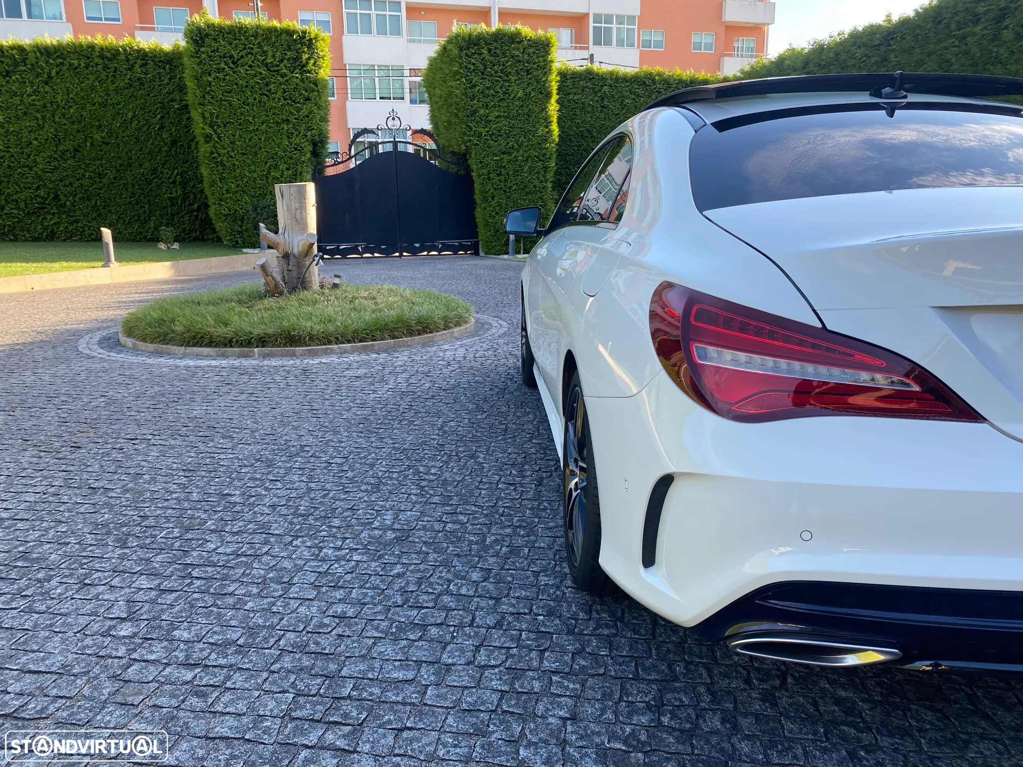 Mercedes-Benz CLA 180 d AMG Line - 22