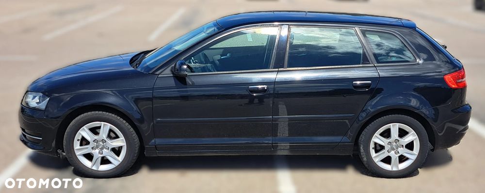 Audi A3 Sportback - 3