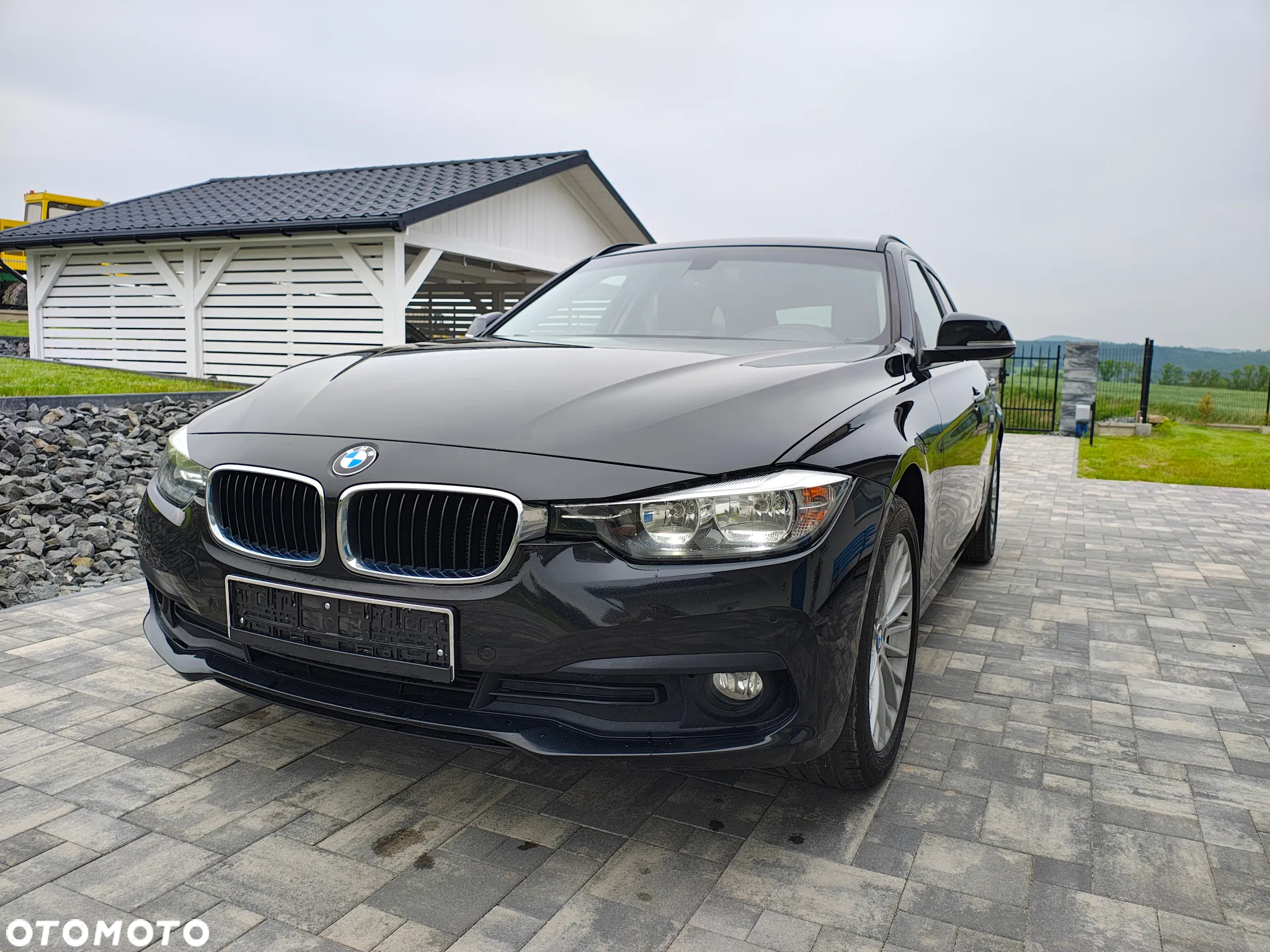 BMW Seria 3 320d Sport Line Shadow - 2