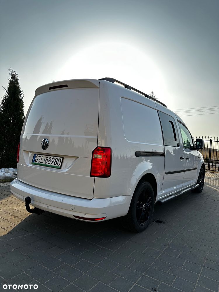 Volkswagen Caddy Maxi - 4