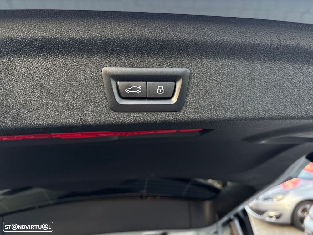 MINI Countryman Cooper SE Premium P. Untamed Edition Auto - 48