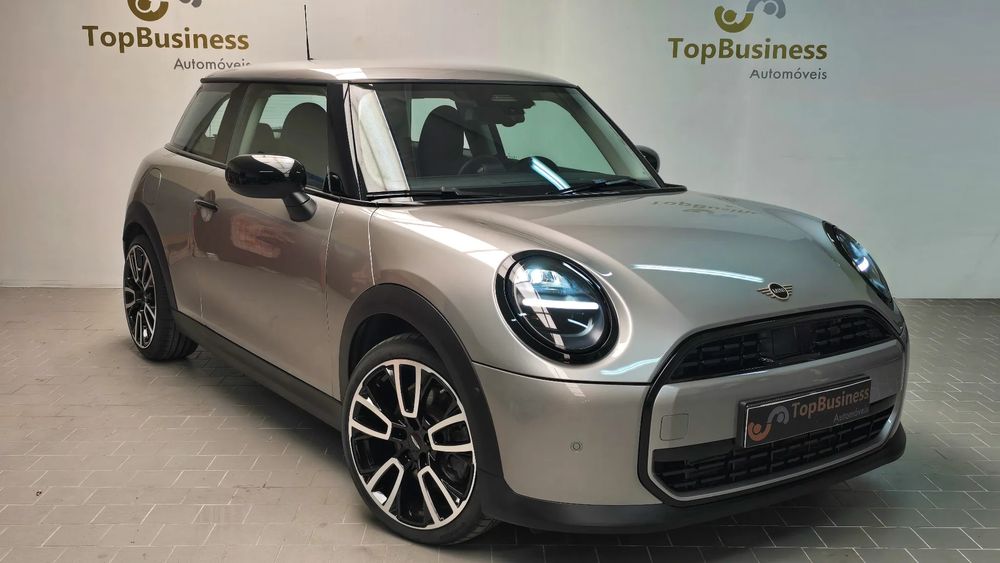 MINI 3 Portas Cooper Aut.