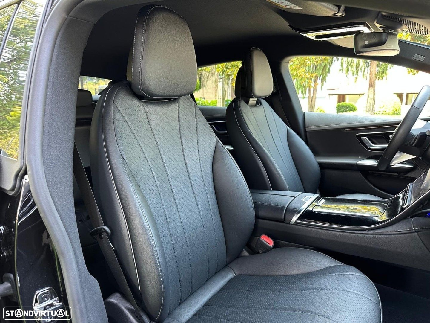 Mercedes-Benz EQE 300 Edition Electric Art - 43