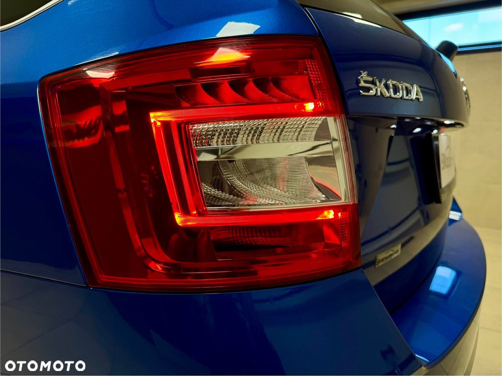 Skoda Octavia 2.0 TDI Style DSG - 11