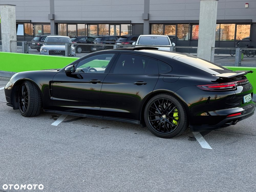 Porsche Panamera Turbo S - 10