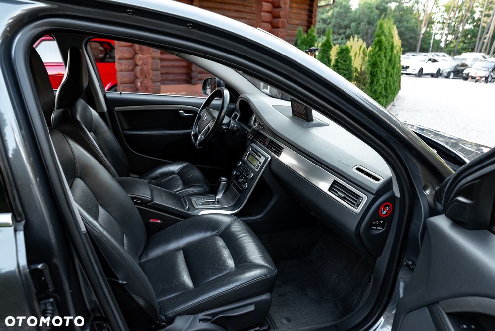 Volvo V70 2.0T Powershift Summum - 23